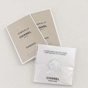 CHANEL Gabrielle Perfume
Essence 2pc Set & Camelia Fragrance Diffuser
Bracelet